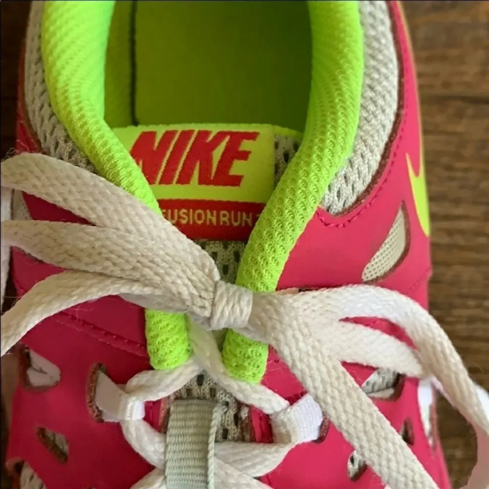 Nike Florescent tennis shoes